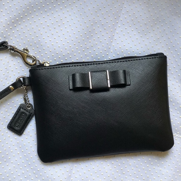 Coach Handbags - NWOT Coach Black Bow Leather Wristlet Wallet